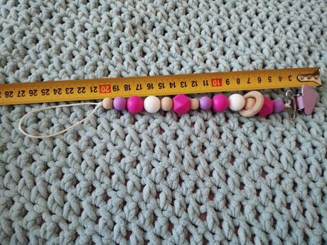 Šnúrka na cumlík, silikónove gorale,drevo, 