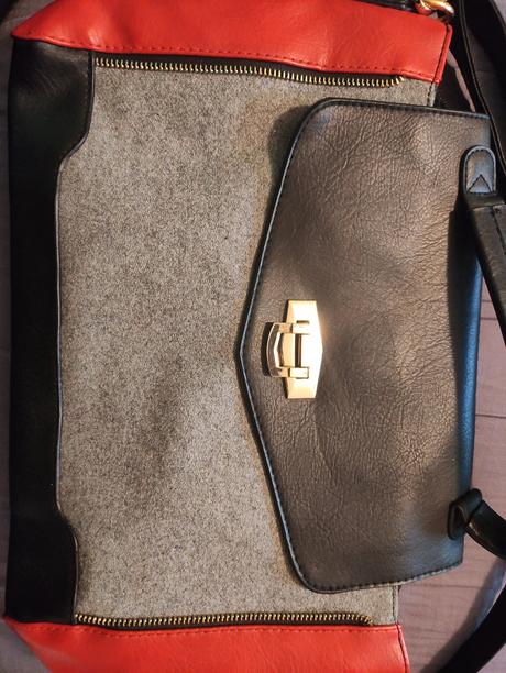 Minimálne nosená taška aktovka, 