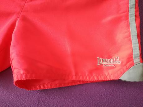 Šortky , lonsdale,128