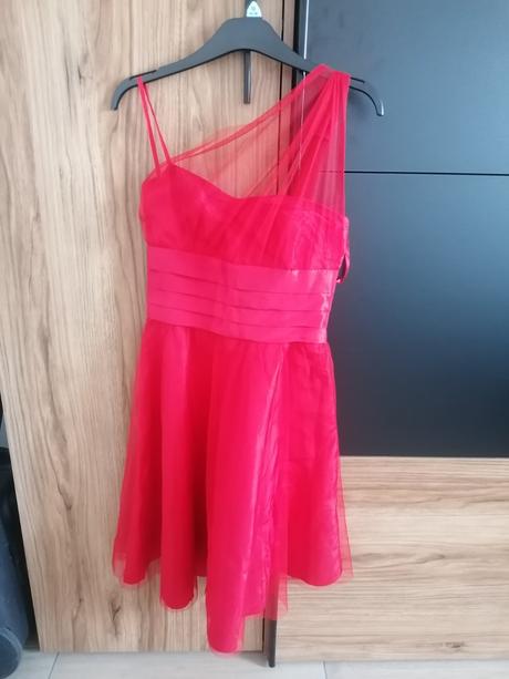 Červené elegantné šaty, m