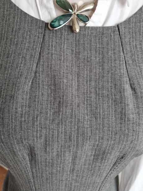 Sivé biznis saty  f&f 38/40 bez blúzky, f&f,m