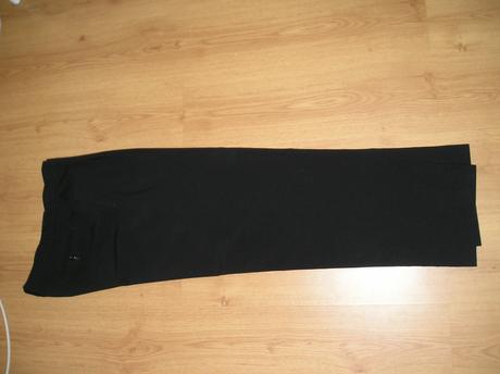 Čierny oblek veľkosť 52, 52