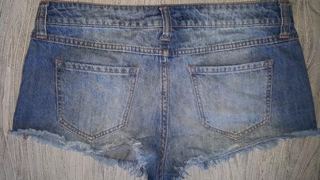 Sortky forever 21, 28