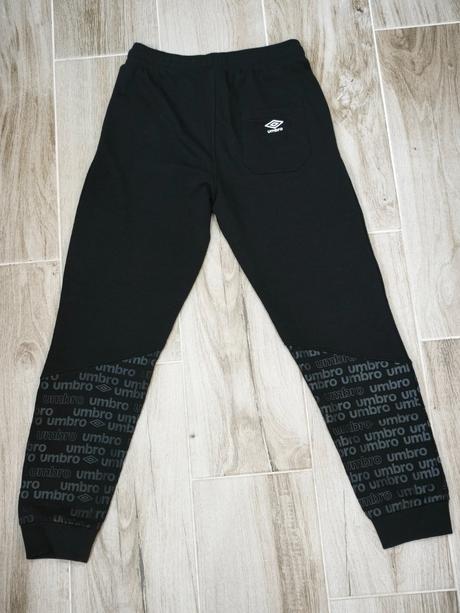Teplaky, umbro,158