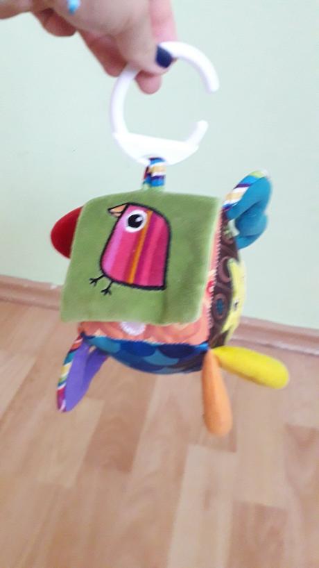 Zavesná chňapacia kocka lamaze,