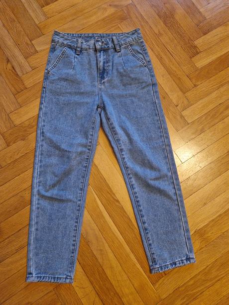 Dievcenske rifle na stihlu postavu 10-11 rokov, 146