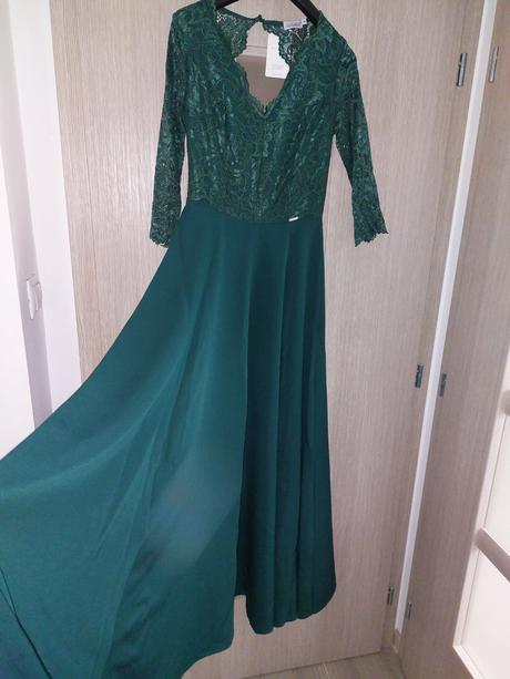 Nové spoločenské šaty, s