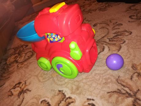 Hrací vláčik s loptickami, 