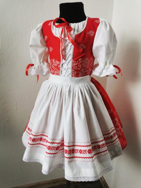 Folklorne sety, <50 - xxxl