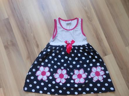 Milé šatočky dvakrát oblečené, 92