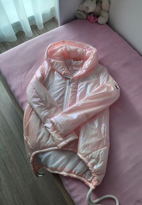 Perleťová bundička, s