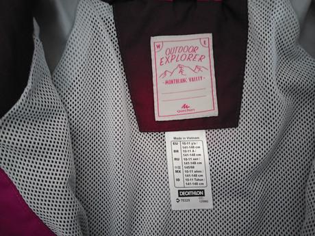 Dievčenské nepremokavé bundy zn.quechua veľ.140, quechua,140