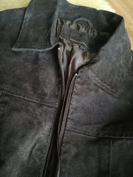 Jelenicová tmavohnedá bunda, 38