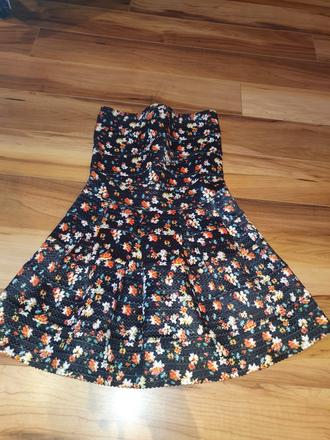 Prekrásne šaty 152-158, 158