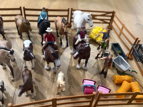 Veľká sada schleich, farma, kone, zvieratá a prísl, 
