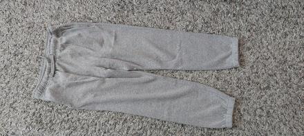 Tepláky 10-11 r., f&f,146