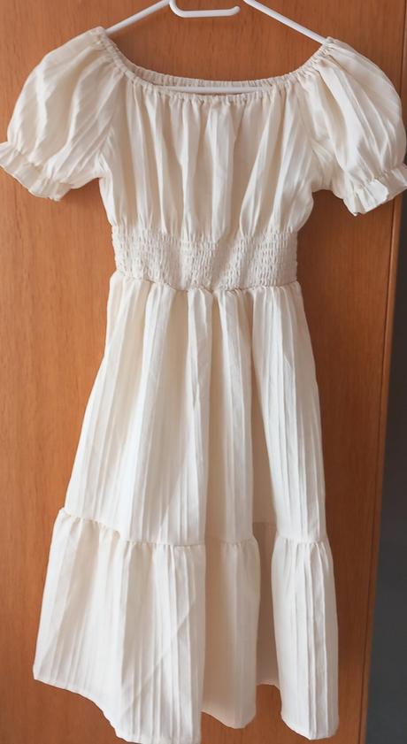 Dievčenské šaty, 152