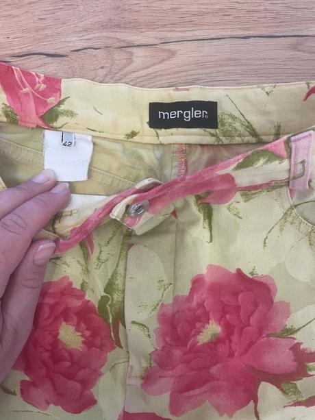 Kvietkovane tenke rifle, xl