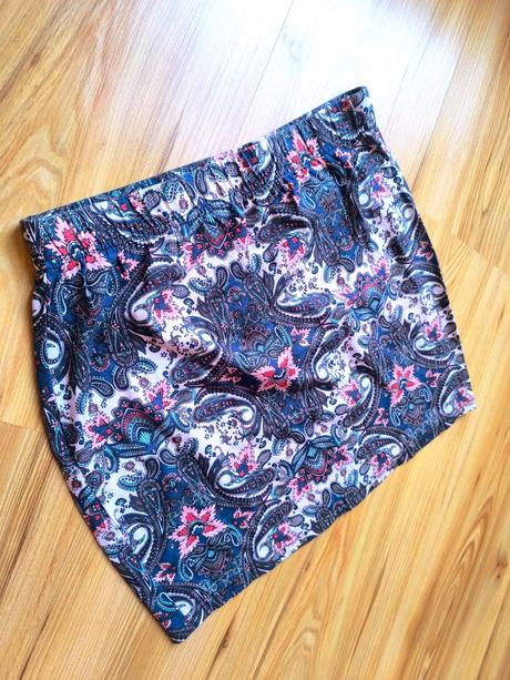 Vzorovaná sukňa, m