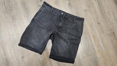 Panske kratasy, reserved,m