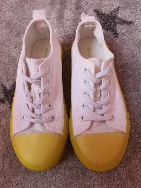 Tenisky, reserved,32