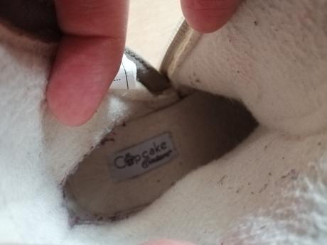 Teplé čižmičky, 23