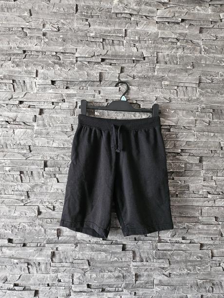 Chlapčenské kraťasy, 146