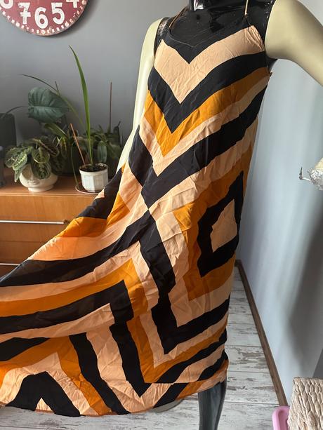 Prúžkované šaty, age,m