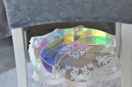 Podnos/organizér v tvare polmesiaca,