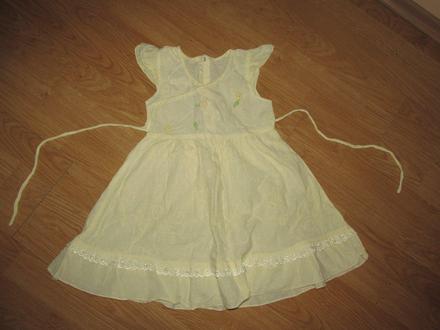Žlté šaty v. 104, 104