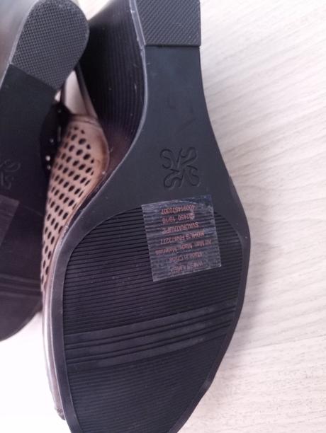 Sandále vera wang, 38