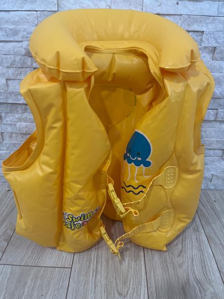 Plavacia vesta-19-30 kg, 