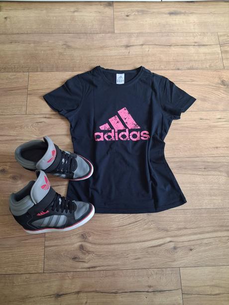 Tenisky adidas + tricko, adidas,39