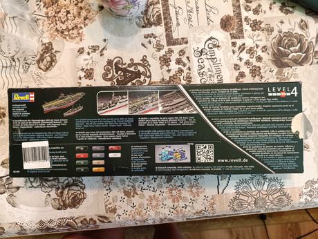 Plastový model bojovej lode, 