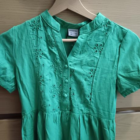 Lahke letné šaty, 152