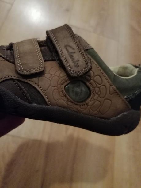 Topanky s okom dinosaura, clarks,29