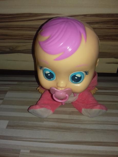 Cry babies flamengo bábika, 