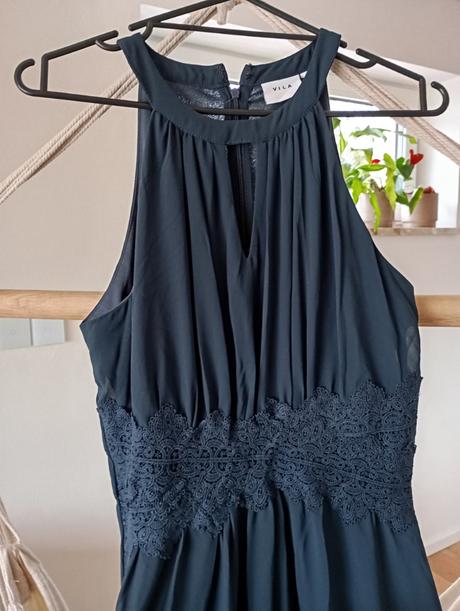 Spoločenské šaty vila, 38