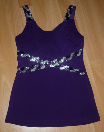 Fialový top s flitrami, s