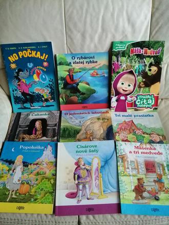 Balik 9ks brožovaných knih,