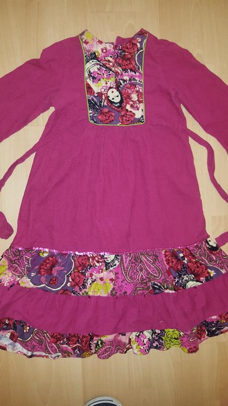 Memčestrové šaty vel.14, 146