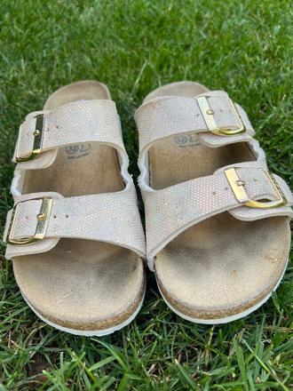 Papučové dreváky značky friboo, 32