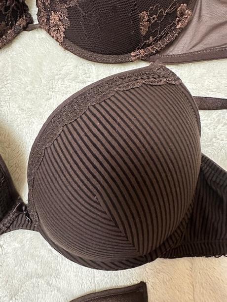 Čokoládovo-hnedé podprsenky 2 kusy za 1 cenu 85b, 85b