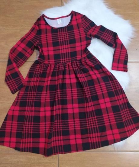 Karované šatky, 122