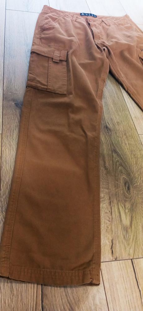 Pánske cargo nohavice, kapsače berg veľ m/46, m