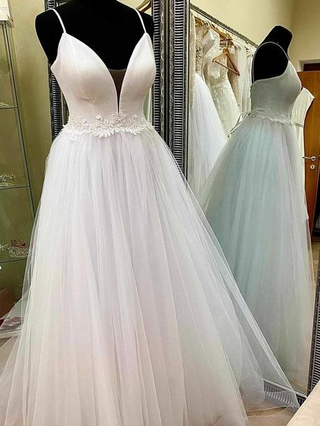 Svadobné šaty vo veľkosti  s/m/l, m