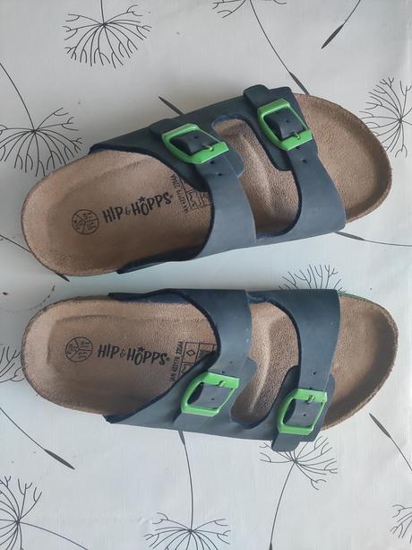 Šľapky domáce, 33