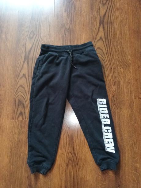 Tepláky, lupilu,116