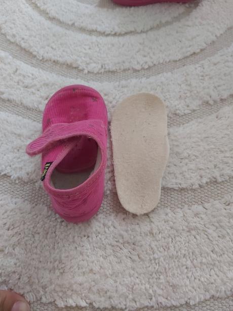 Papucky fare, fare,19