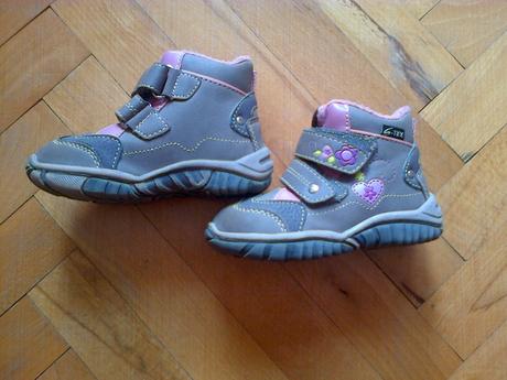 Botasky, deichmann,21